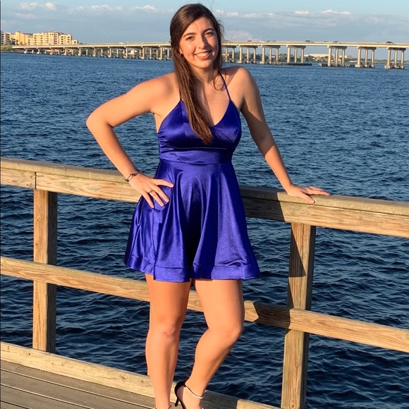 Royal Blue silk-like homecoming dress size 11/12 - Picture 8 of 8